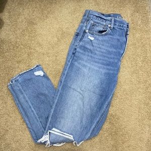 AE Ripped Mom Jean, size 10